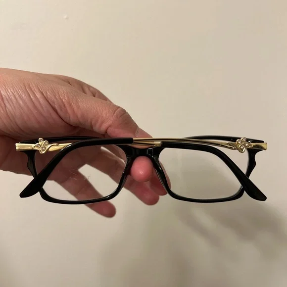 Stylish Black Louis Vuitton Cat-Eye 👓 glasses 🌹👌🔥 - Picture 3 of 8